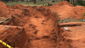Mullaitivu Mass grave 6 சதிகளிலிருந்து மீளுமா கொக்குதொடுவாய் மனிதப் புதைகுழி - துரைராஜா ஜெயராஜா